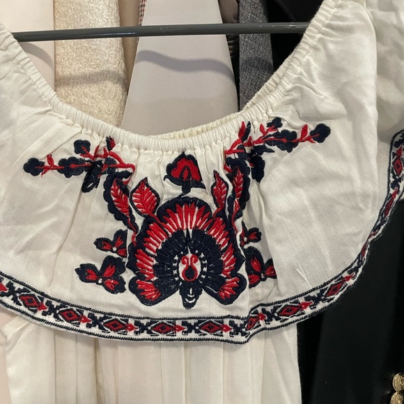 RAGA NWT EMBROIDERED JUMPSUIT - Picture 3 of 6